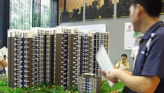 【开云电竞】《爸爸去哪儿》一二季萌娃代言大PK(图1) 开云电竞