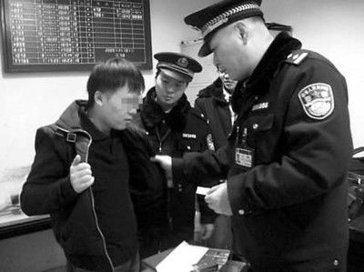 开云电竞官网|《魔兽》导演谈续作条件:合理预算精简剧情(图2) 开云电竞官方网站