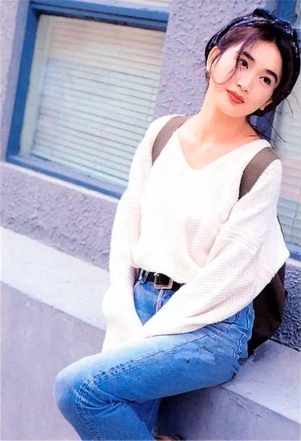 小攻竟是女装大佬!岛国耽美漫画男主成直播伪娘-开云电竞官方网站(图2) 开云电竞官方网站