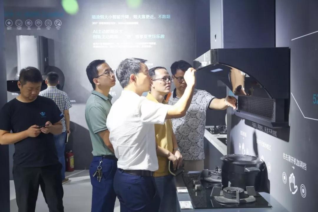 《EVA》新剧场版确定2020年上映!预告来的太意外-开云电竞官网(图2) 开云电竞官方网站